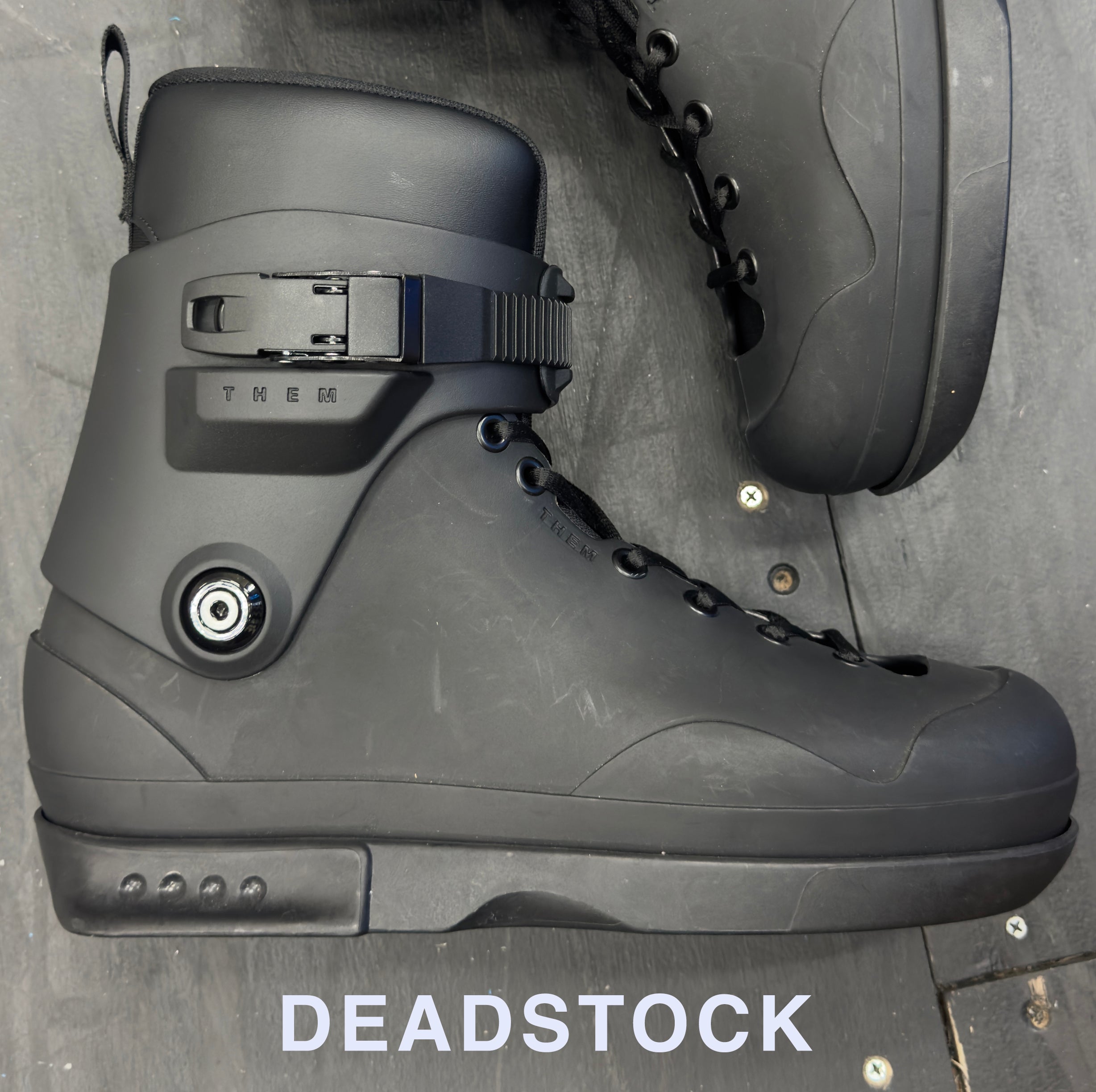 7.24.26 NEW DEAD STOCK - 909 - SLIGHT COSMETIC IMPERFECTIONS - SIZE 11-12 BOOT ONLY