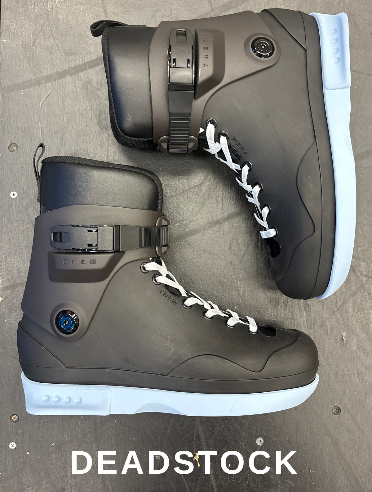 9.28.26 NEW DEAD STOCK - 909 - SLIGHT COSMETIC IMPERFECTIONS - BOOT ONLY - SIZE 11/12 LARGE