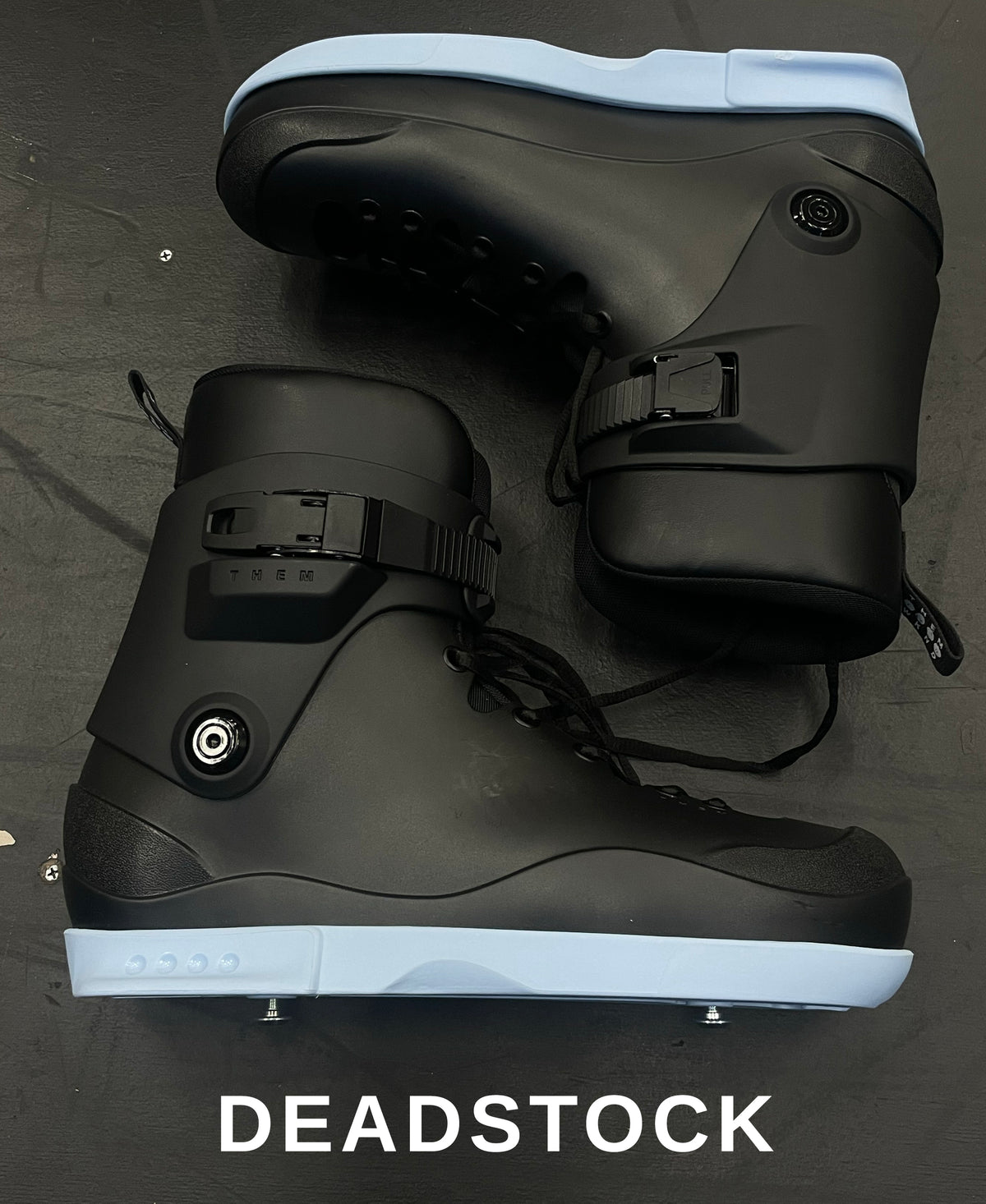 9.12.26 NEW DEAD STOCK - 901 - SLIGHT COSMETIC IMPERFECTIONS - BOOT ONLY - SIZE 11/12 LARGE