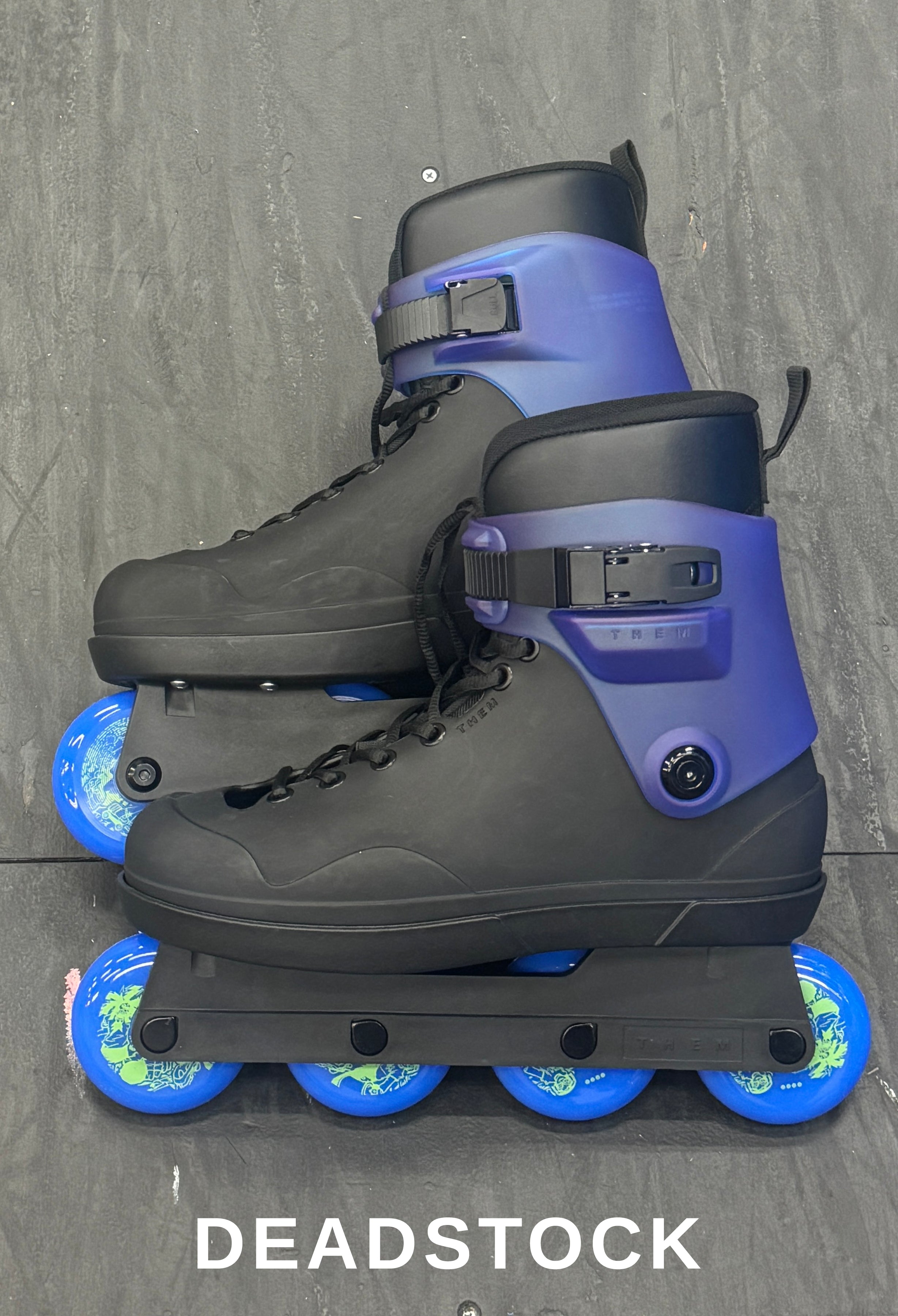 8.29.26 NEW DEAD STOCK - 909 - 80MM - SLIGHT COSMETIC IMPERFECTIONS - SIZE MEDIUM  (10)