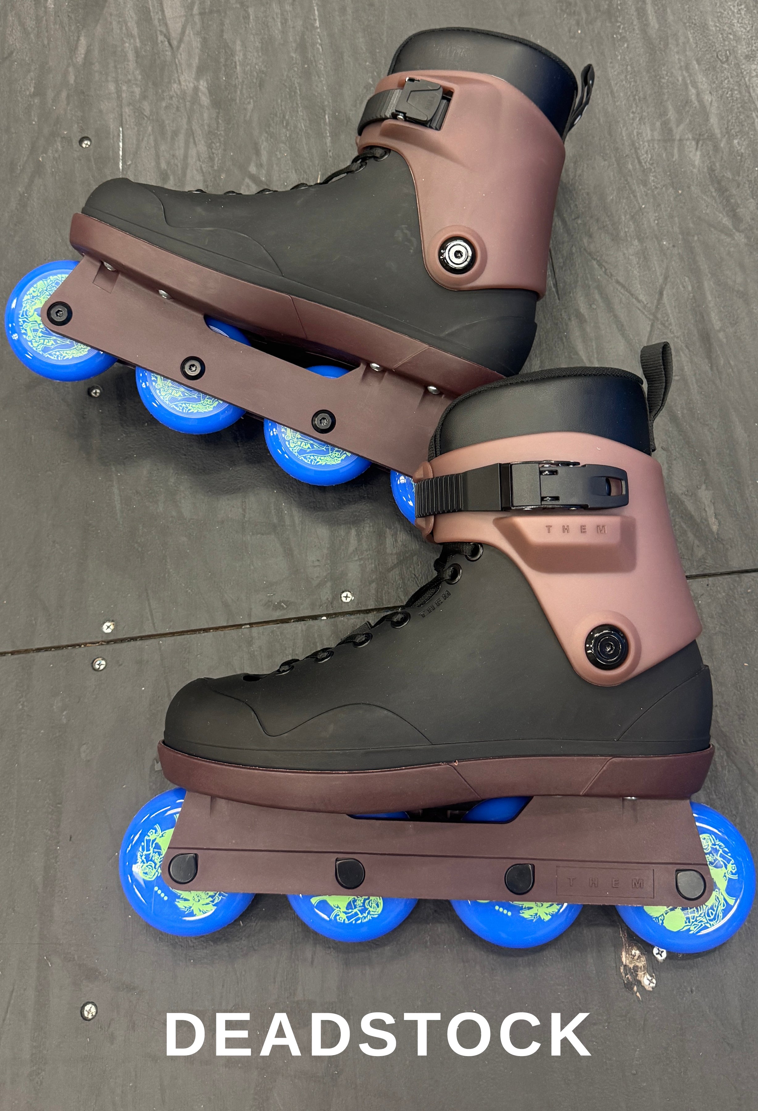 8.30.26 NEW DEAD STOCK - 909 - 80MM - SLIGHT COSMETIC IMPERFECTIONS - SIZE MEDIUM  (10)