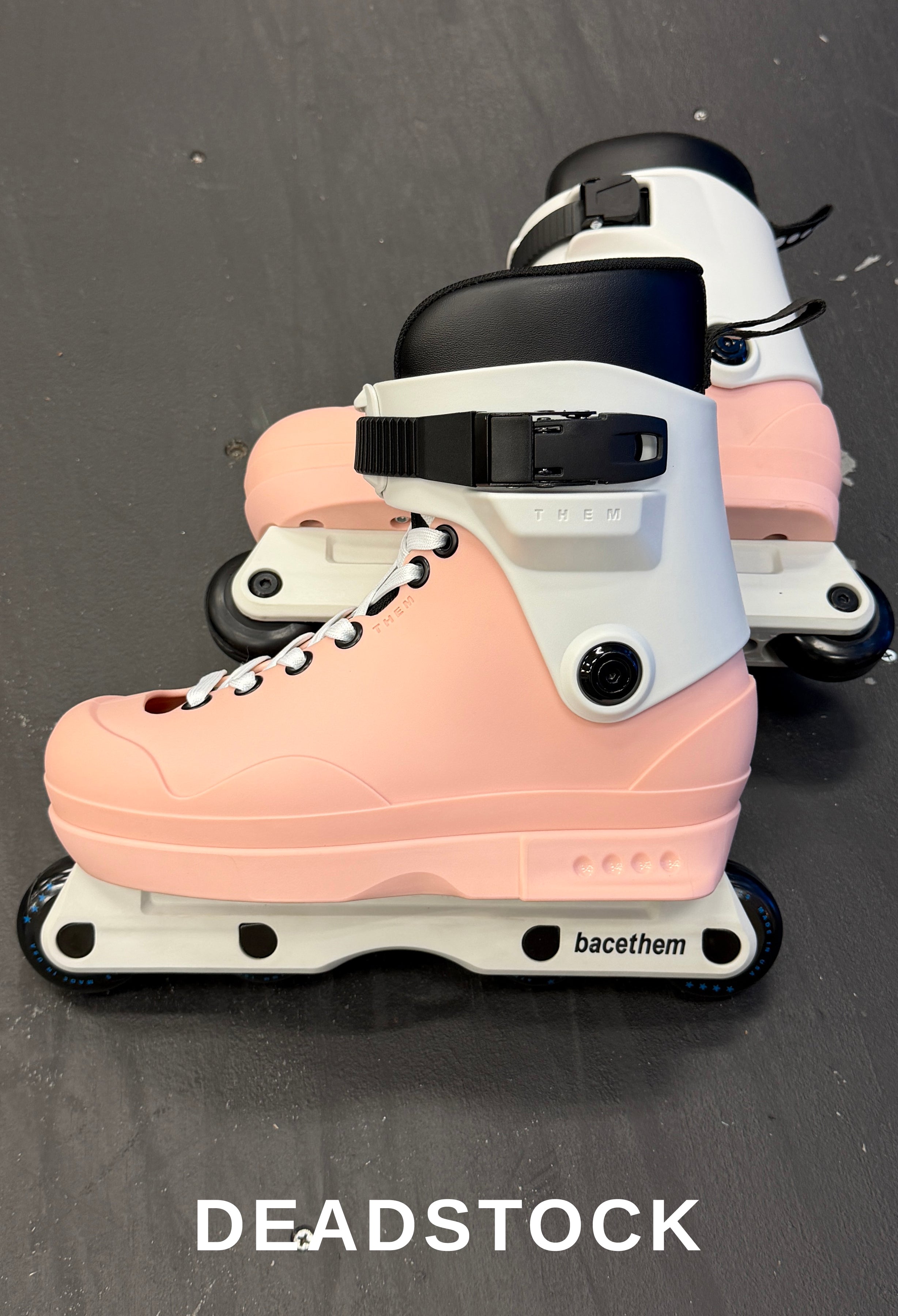 8.31.26 NEW DEAD STOCK - 901 - SLIGHT COSMETIC IMPERFECTIONS - SIZE NSXS (7)