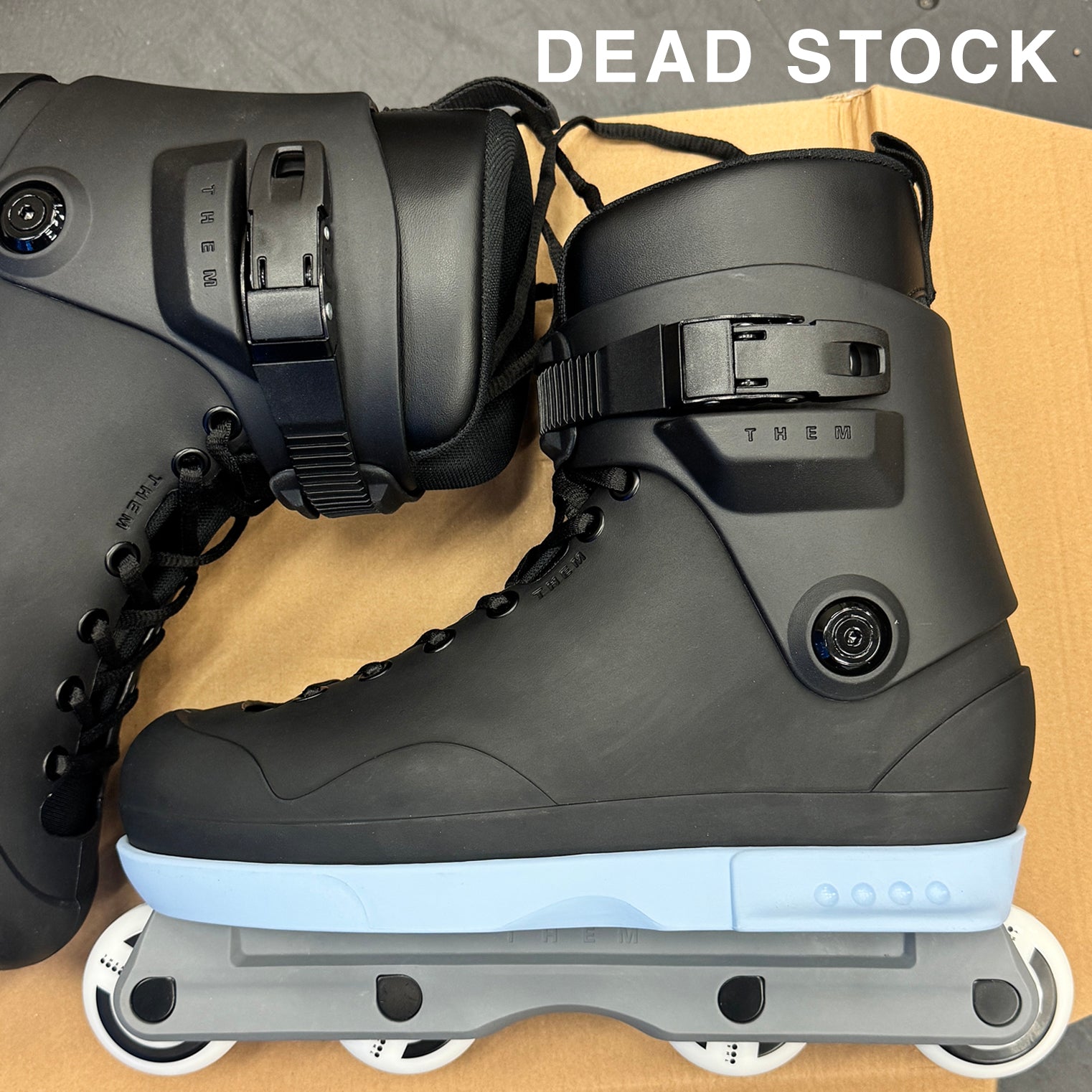 8.6.26 NEW DEAD STOCK - 909 - SLIGHT COSMETIC IMPERFECTIONS - SIZE 10