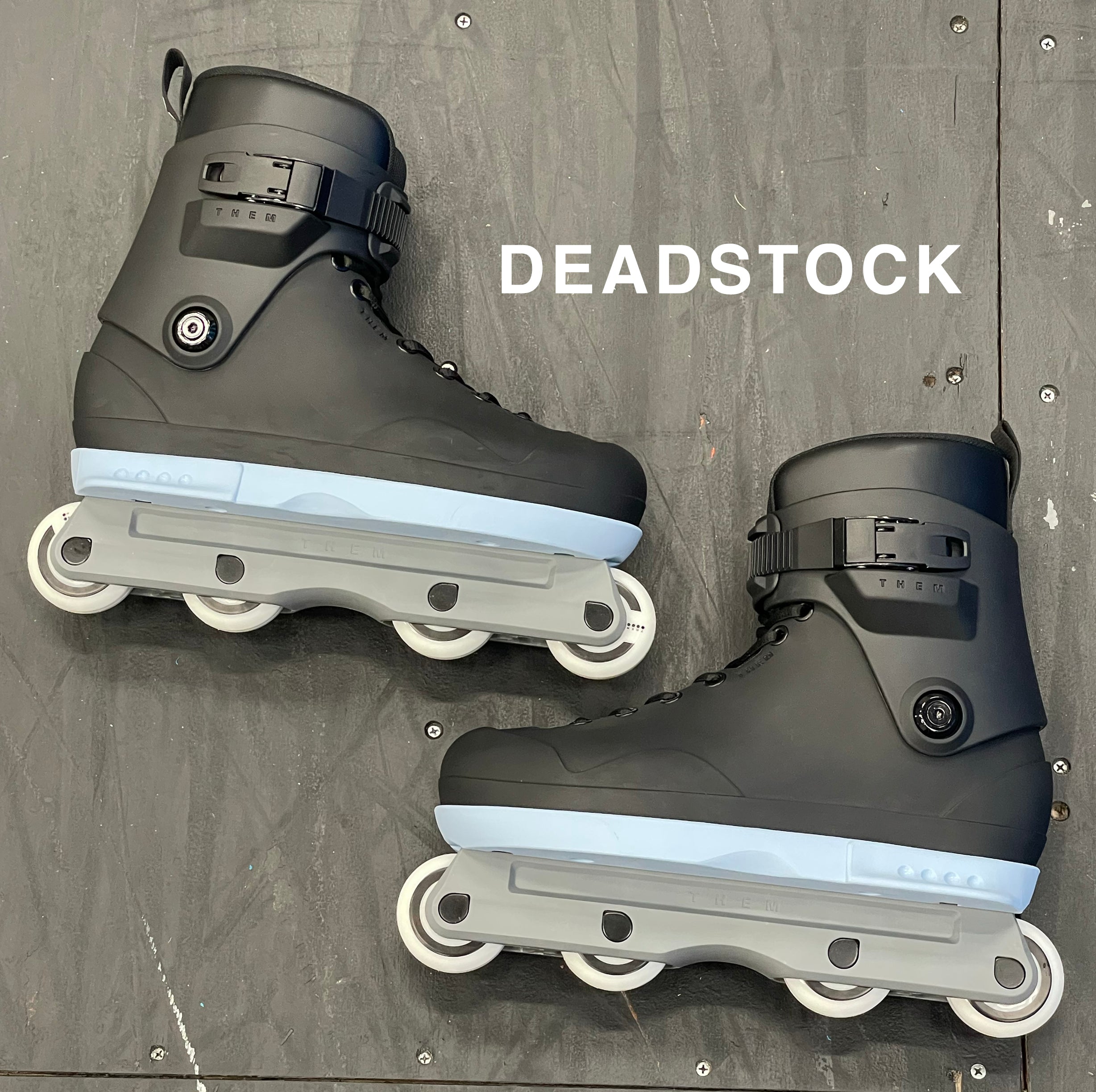7.30.26 NEW DEAD STOCK - 909 - SLIGHT COSMETIC IMPERFECTIONS - SIZE 10