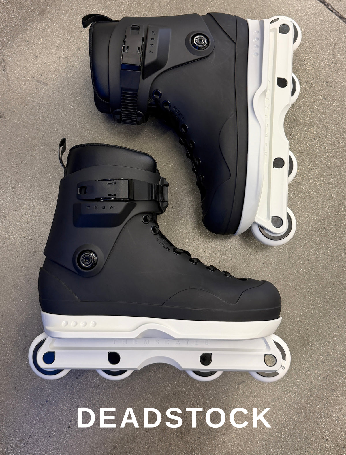 9.19.26 NEW DEAD STOCK - 909 - SLIGHT COSMETIC IMPERFECTIONS - WHITE SOULS - SIZE 10
