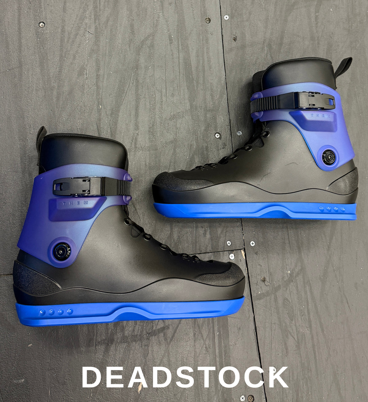 9.25.26 NEW DEAD STOCK - 901 - SLIGHT COSMETIC IMPERFECTIONS - BOOT ONLY - SIZE 11/12 LARGE
