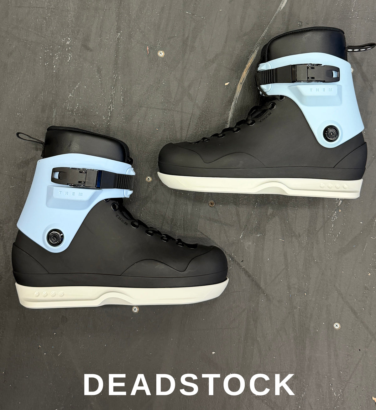 9.25.26 NEW DEAD STOCK - 909 - SLIGHT COSMETIC IMPERFECTIONS - BOOT ONLY - SIZE 10