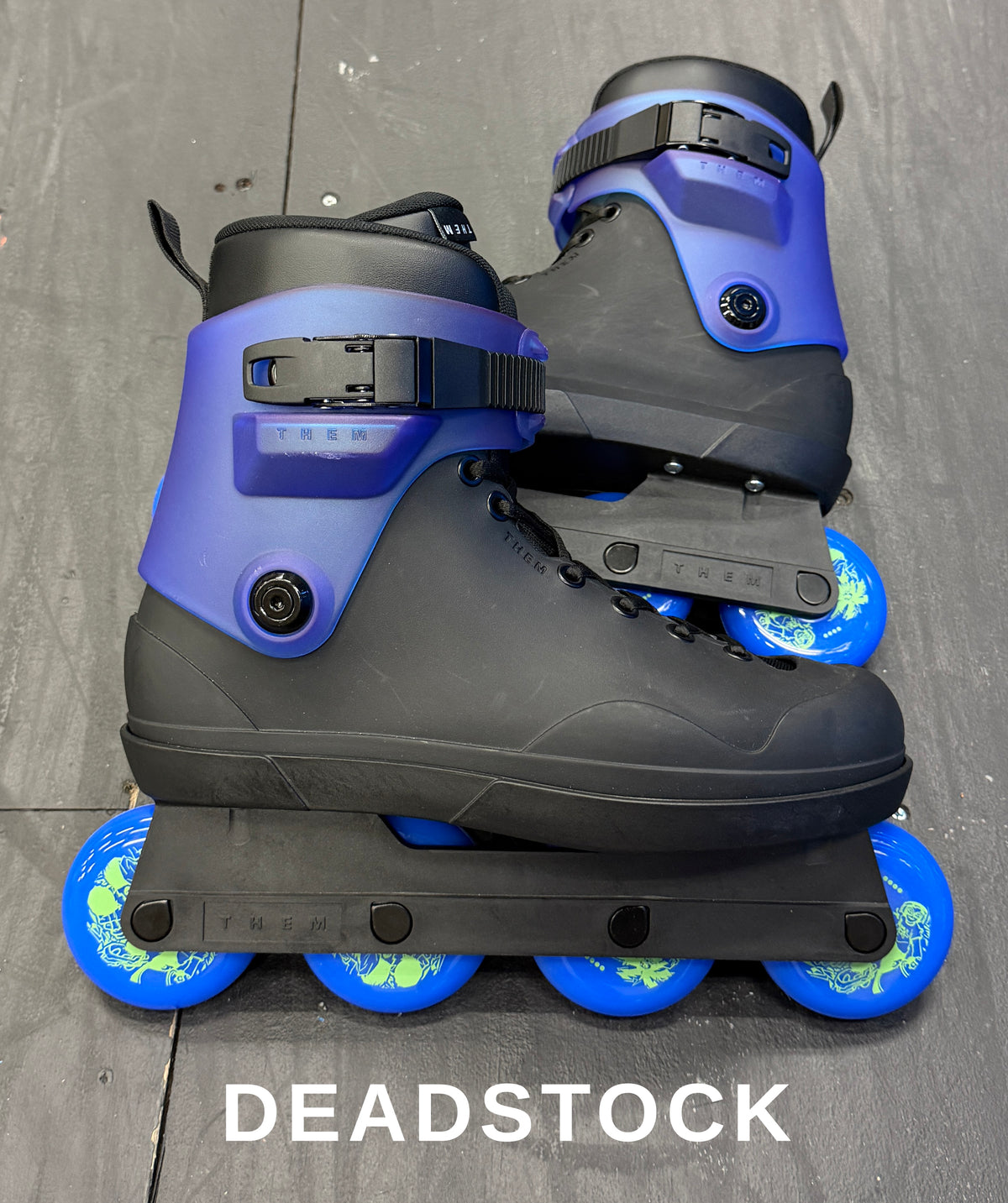 9.17.26 NEW DEAD STOCK - 909 - 80MM - SLIGHT COSMETIC IMPERFECTIONS - SIZE MEDIUM  (10)