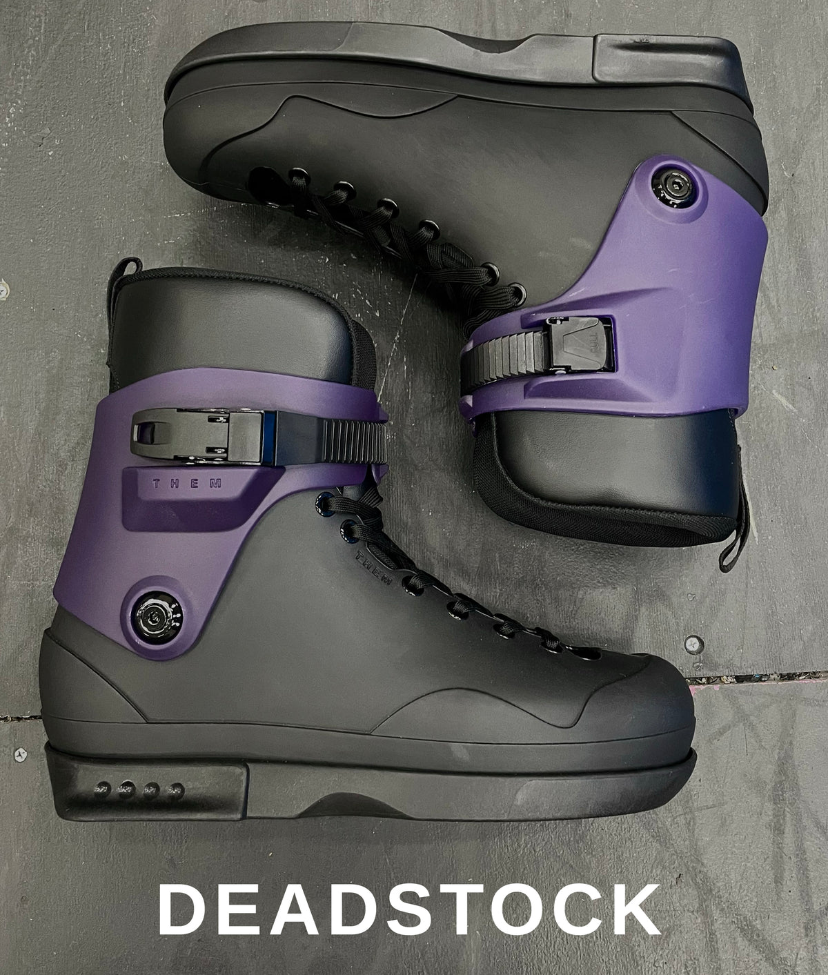 10.20.26 NEW DEAD STOCK - 909 - SLIGHT COSMETIC IMPERFECTIONS - BOOT ONLY - SIZE 11/12 LARGE